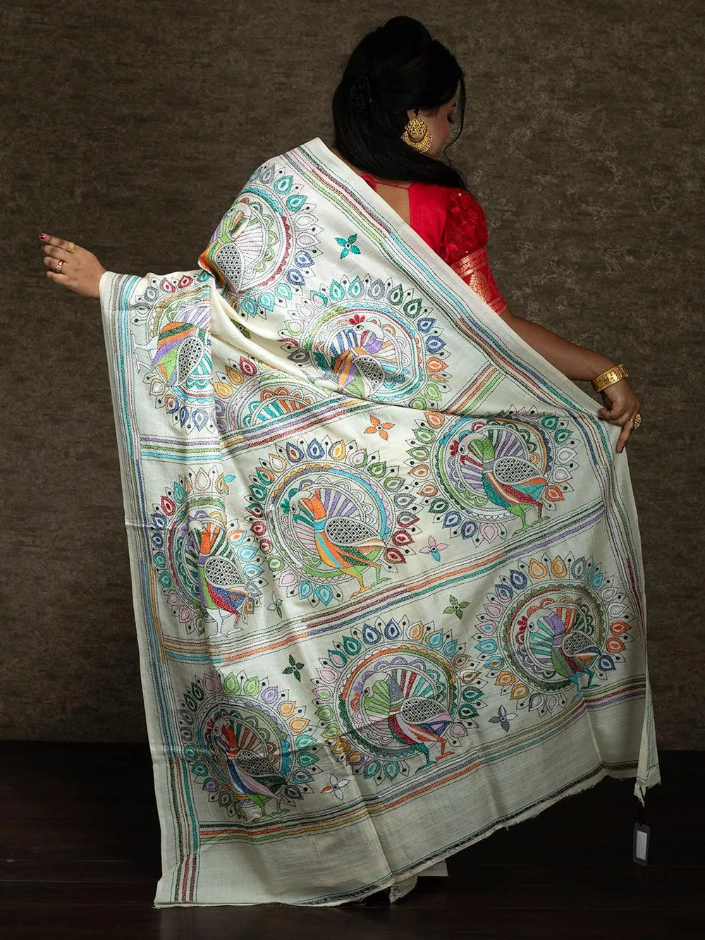 Elegant Kantha Stitch Tussar Silk Saree - WeaversIndia