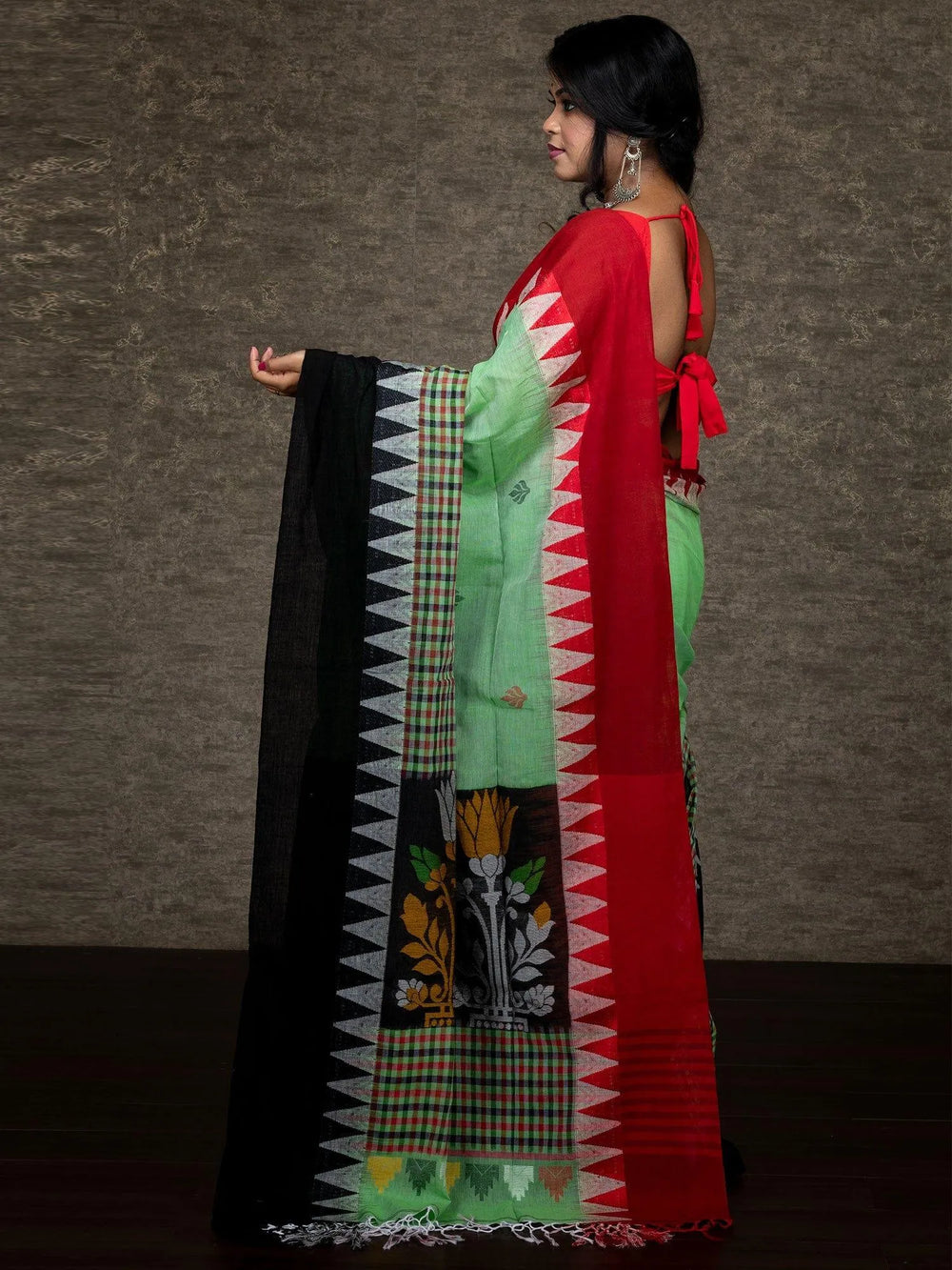 Elegant Light Green Half Half Handwoven Cotton Saree - WeaversIndia