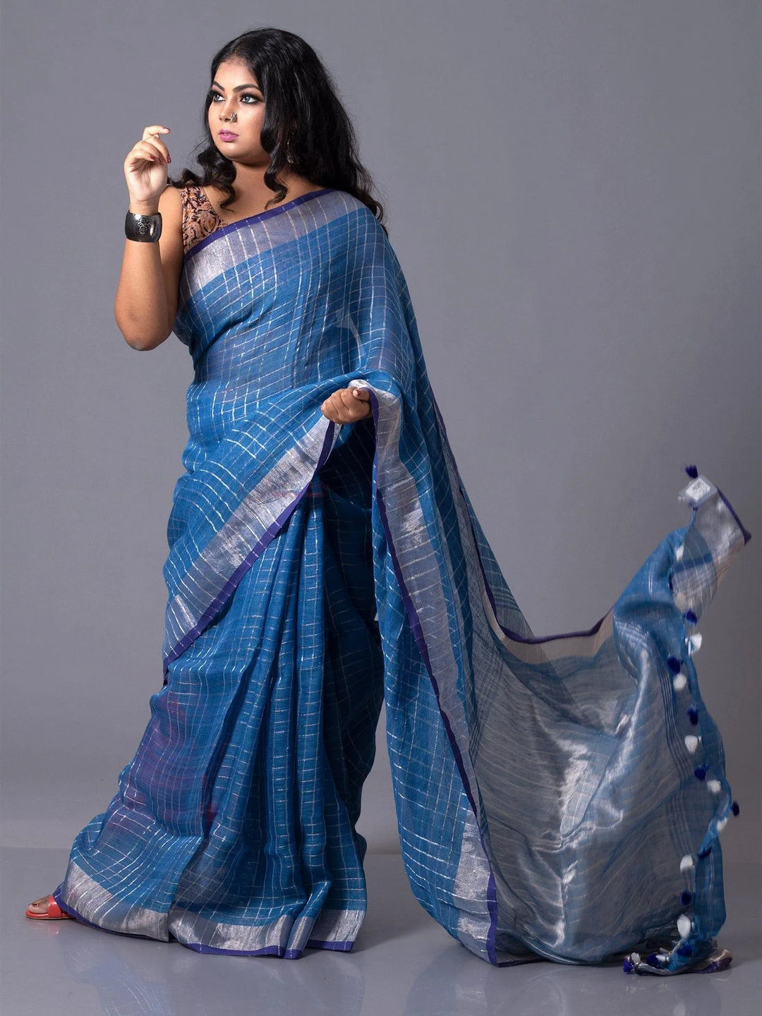 Stylish True Blue Allover Check Linen Saree - WeaversIndia