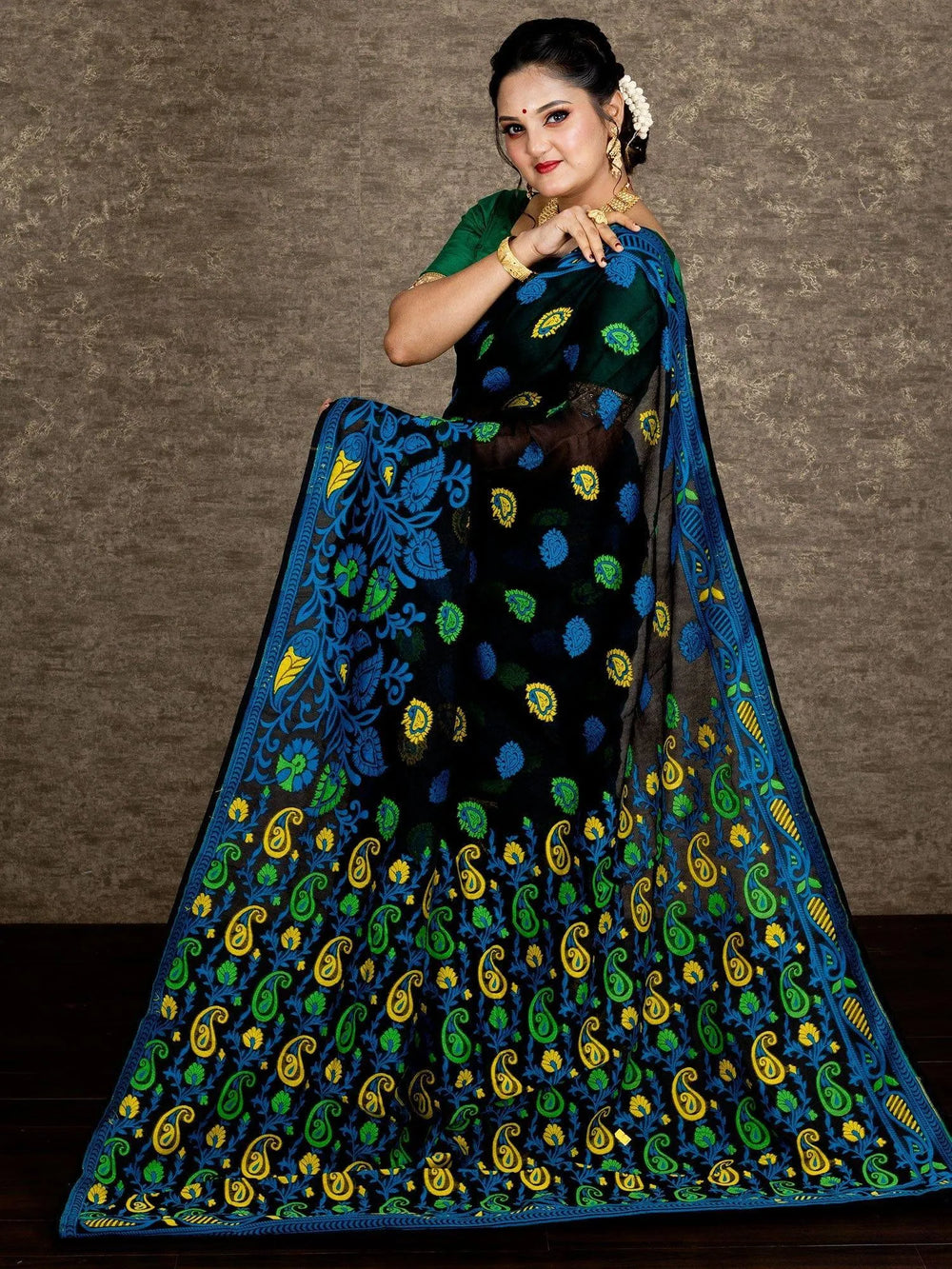 Wonderful Allover Black Soft Dhakai Jamdani Saree - WeaversIndia