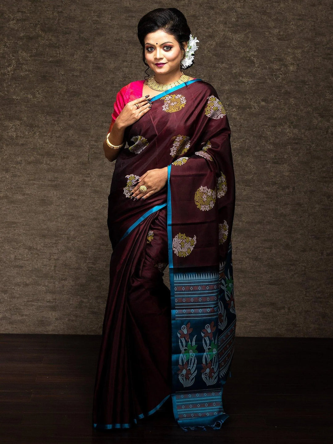 Wonderful Dark Sienna Kanchipuram Silk Saree - WeaversIndia
