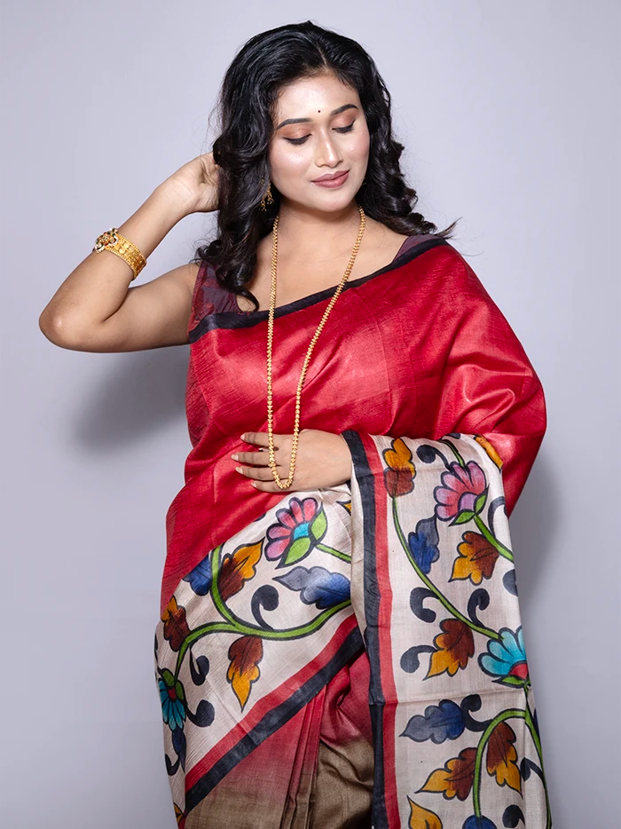 Elegant Red Par Anchal Hand Painted Tussar Silk Saree
