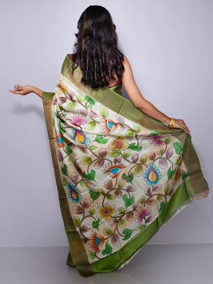Elegant Par Anchal Hand Painted Tussar Silk Saree