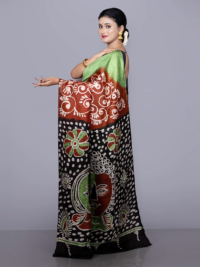 Par Anchal Hand Batik Printed Murshidabad Silk Saree