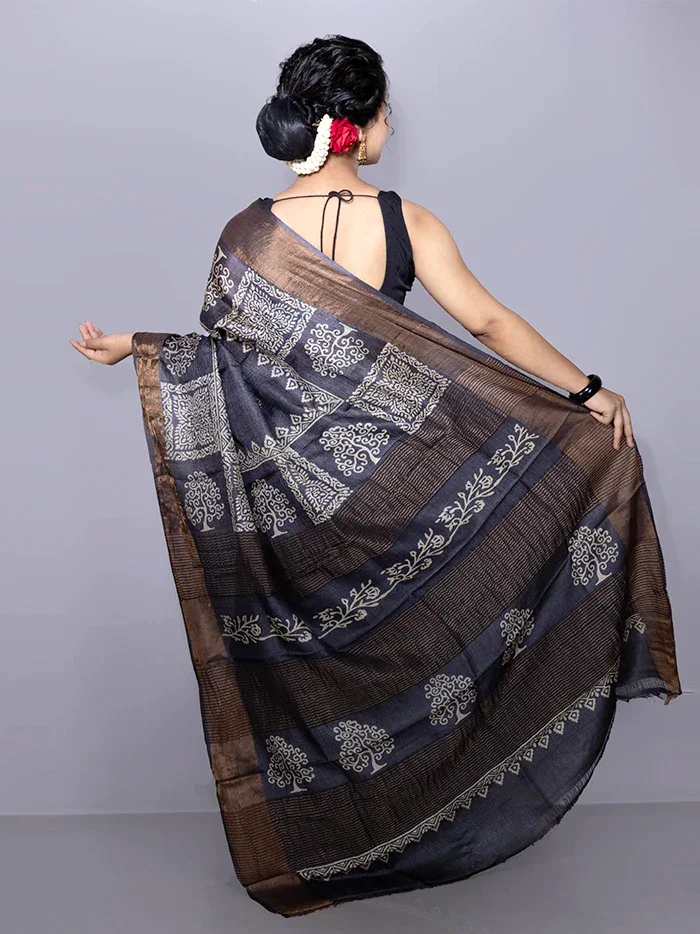 Black Par Anchal Buti Block Printed Tussar Silk Saree - WeaversIndia