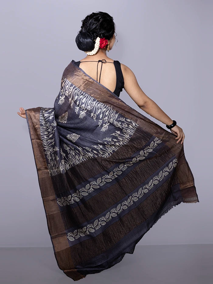Elegant Par Anchal Buti Block Printed Tussar Silk Saree