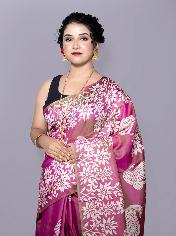 Par Anchal Buti Printed Bishnupuri Katan Silk Saree