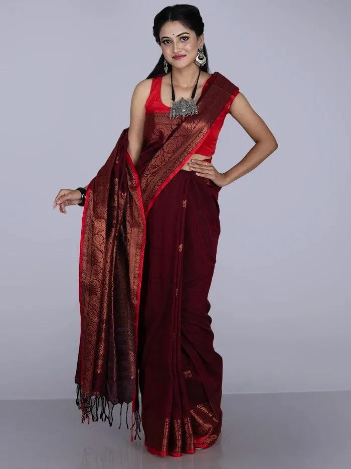 Elegant Maroon Par Anchal Buti Blend Cotton Handloom Saree