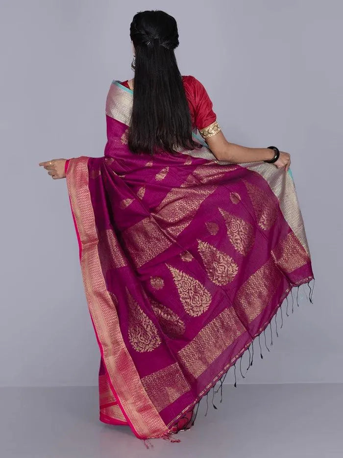 Elegant Purple Par Anchal Buti Blend Cotton Handloom Saree