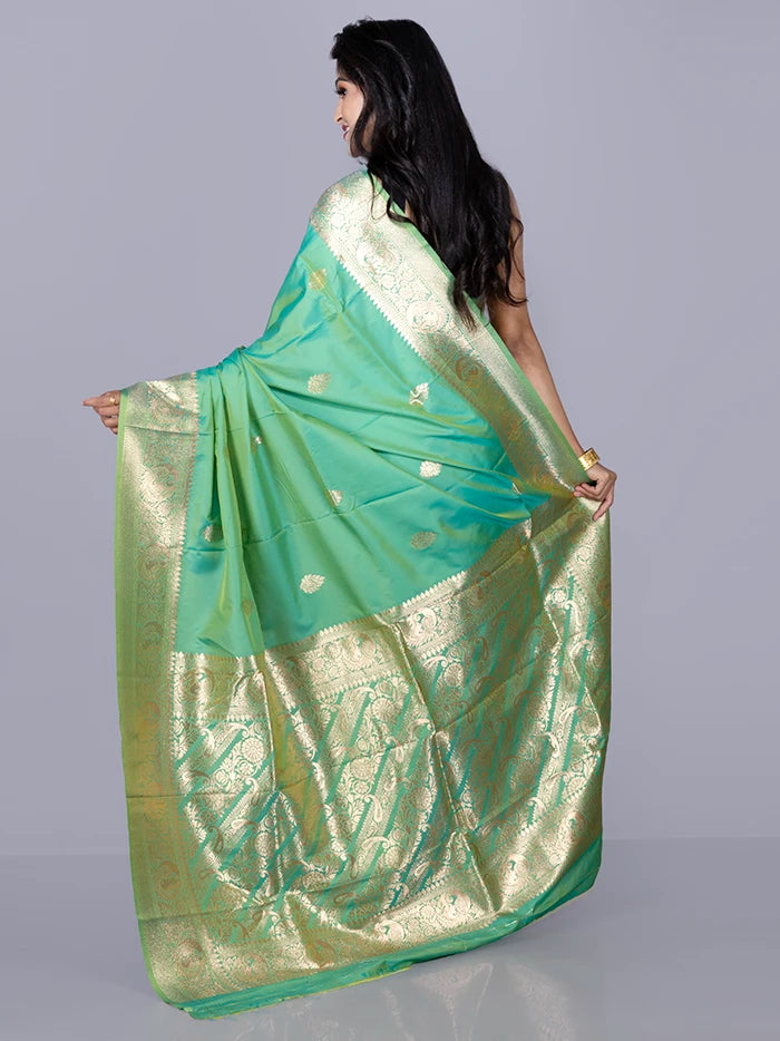 Elegant Green Dual Tone Katan Silk Saree