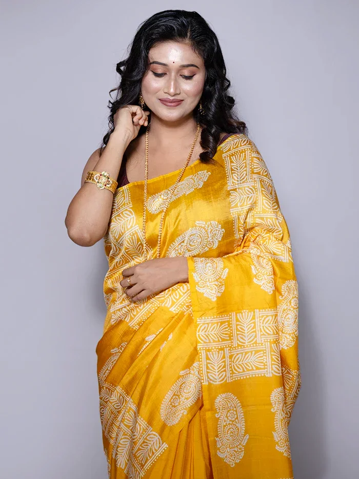 Par Anchal Printed Bishnupuri Katan Silk Saree