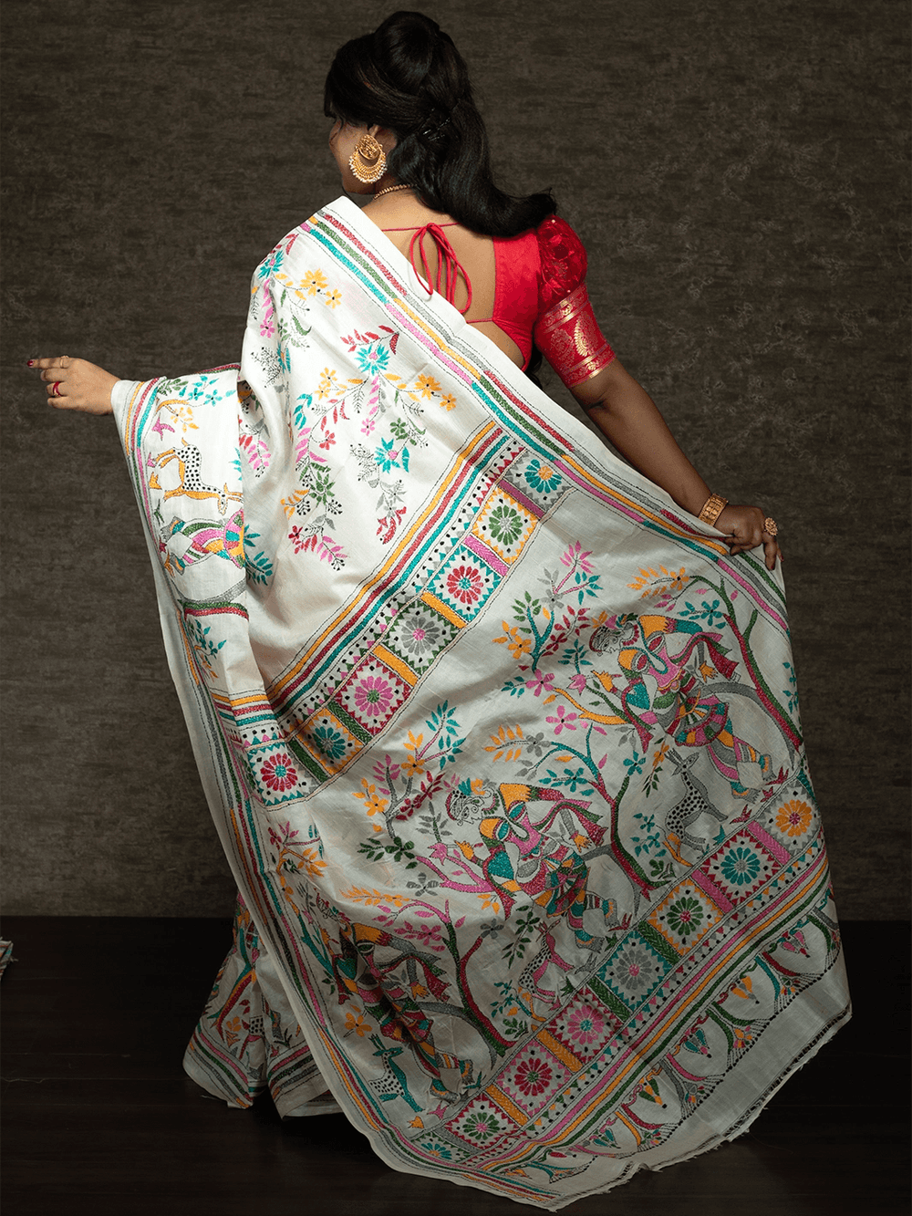Elegant Kantha Stitch Tussar Silk Saree - WeaversIndia
