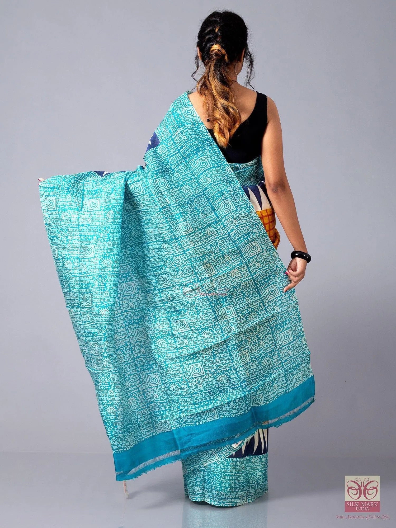 Beautiful Multi Color Par Anchal Screen Printed Silk Saree - WeaversIndia