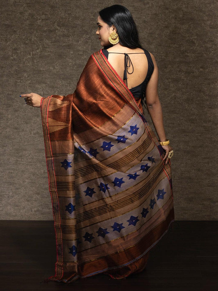 Brown Handwoven Matka Silk Jamdani Saree - WeaversIndia