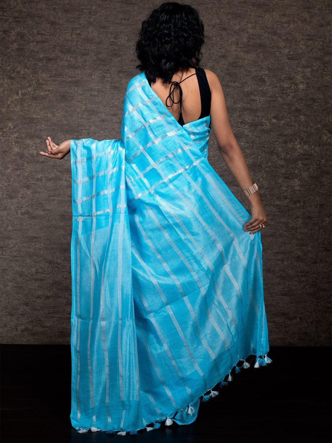 Cyan Blue Woven Jari Checks Slab Cotton Saree - WeaversIndia