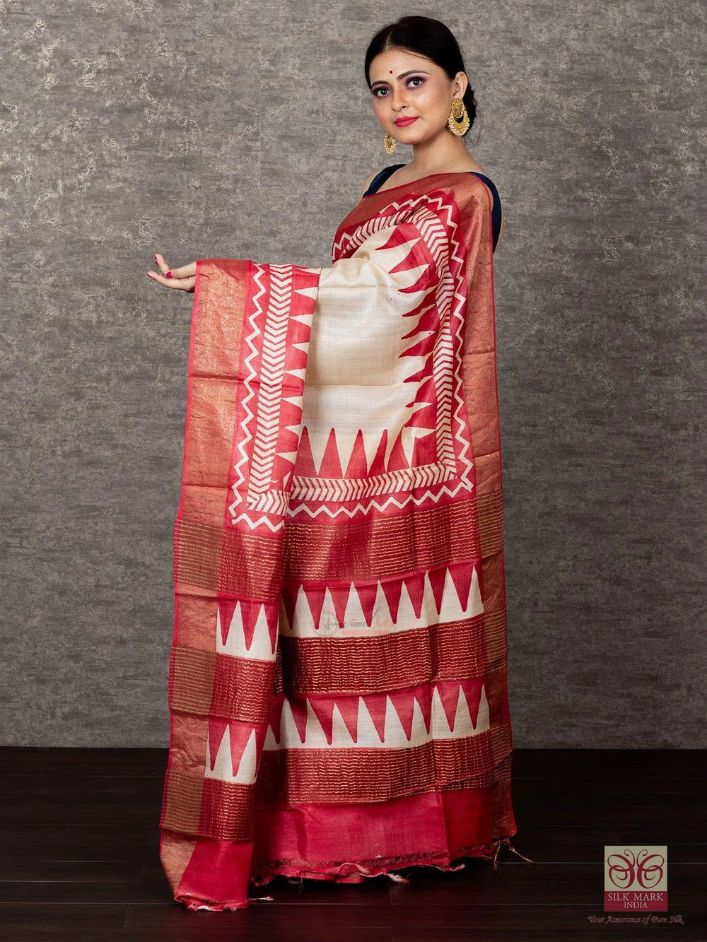 Elegant Beige Par Anchal Block Printed Tussar Silk Saree - WeaversIndia