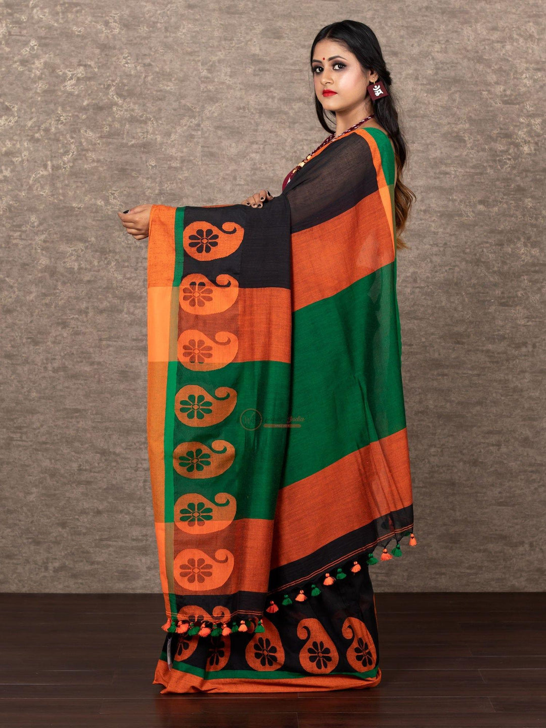 Elegant Black Kolka Border Par Anchal Cotton Saree - WeaversIndia