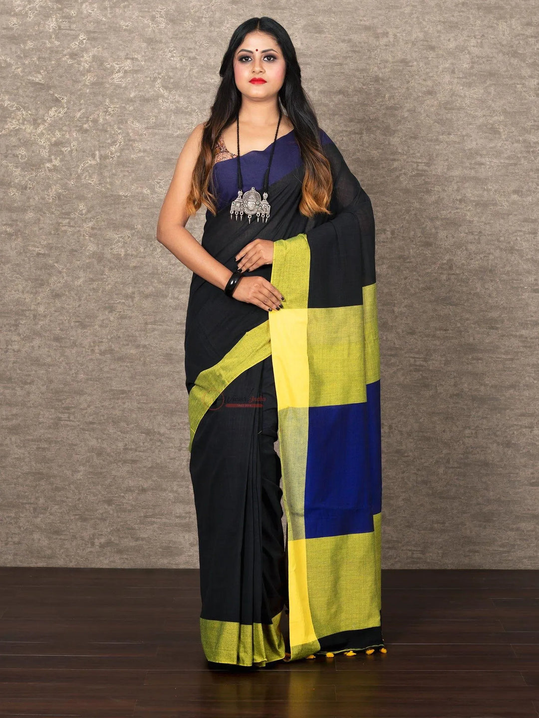 Elegant Black Par Anchal Cotton Saree - WeaversIndia