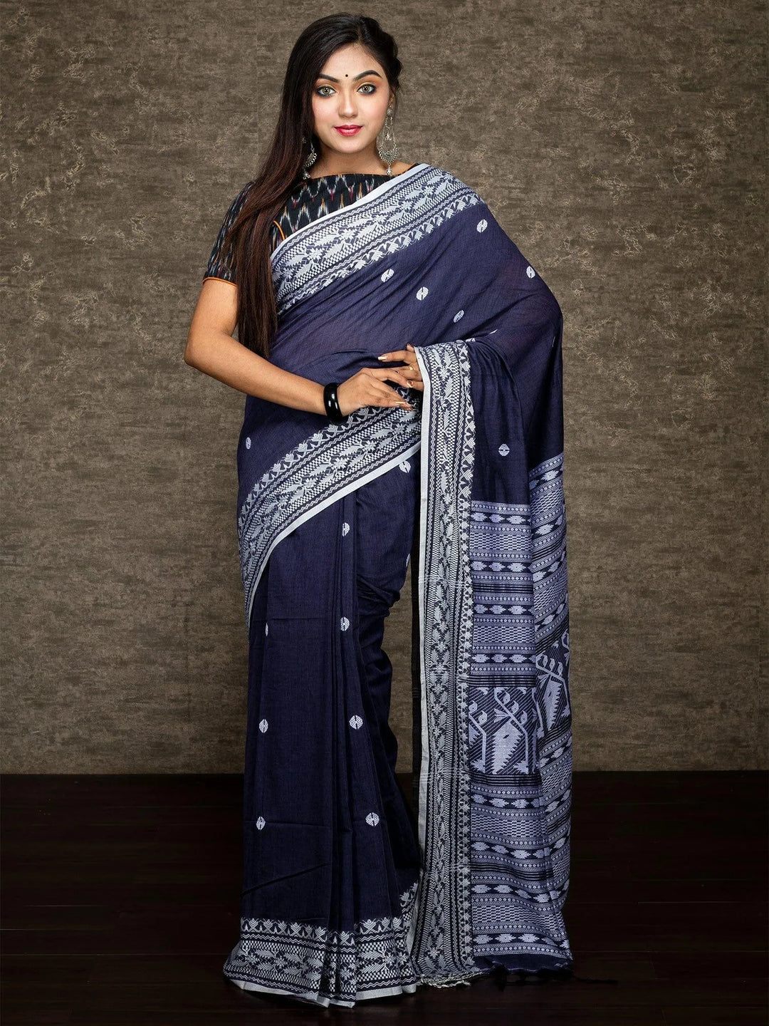 Elegant Blue Handwoven Cotton Saree - WeaversIndia