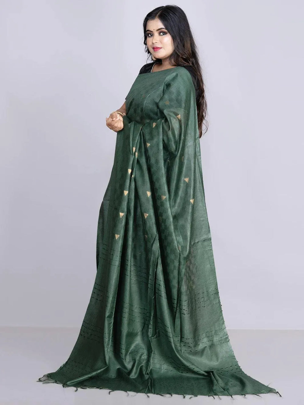 Elegant Green Woven BhagalPuri Silk Saree - WeaversIndia