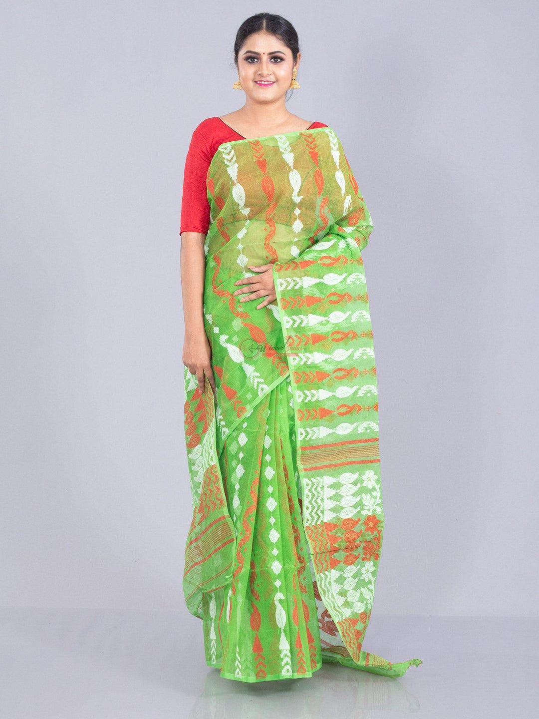 Elegant Light Green Stif Dhakai Jamdani Saree - WeaversIndia
