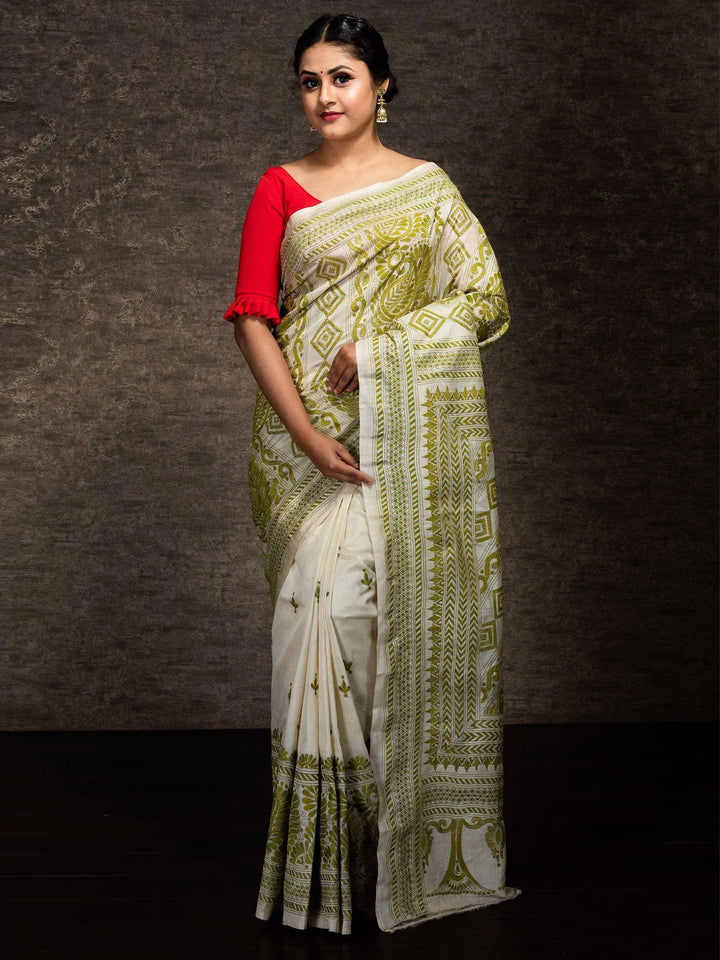 Elegant Par Anchal Buti Kantha Stitch Tussar Silk Saree - WeaversIndia