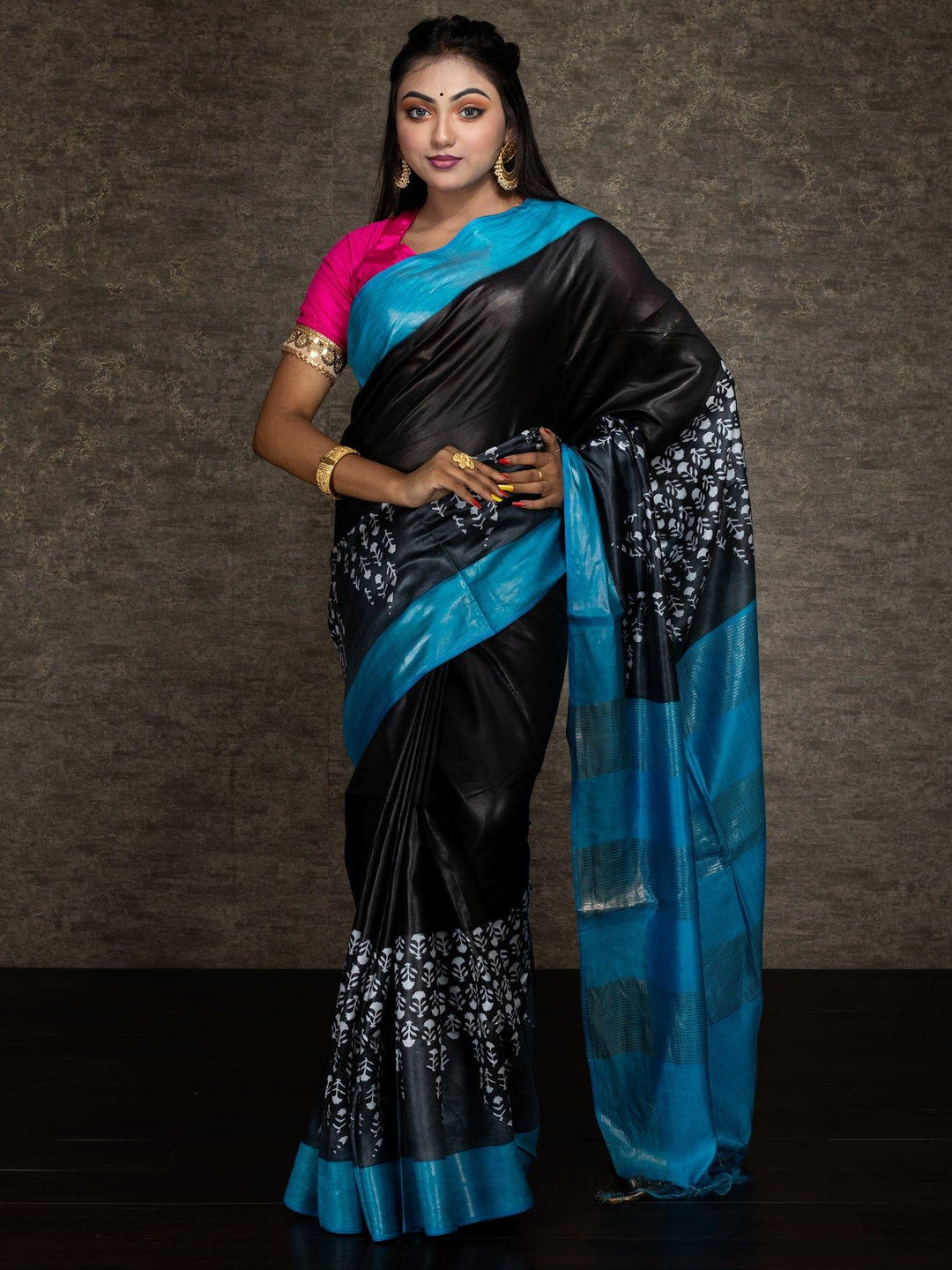 Elegant Tussar Stple Silk Saree - WeaversIndia