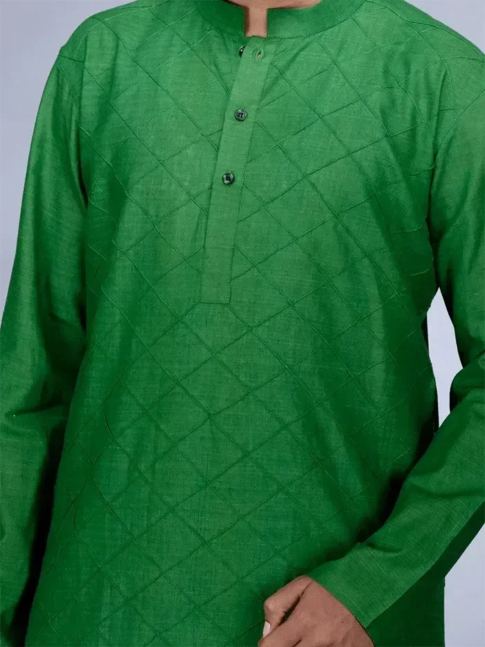 Bottle Green Pintucks Organic Cotton Men Kurta - WeaversIndia