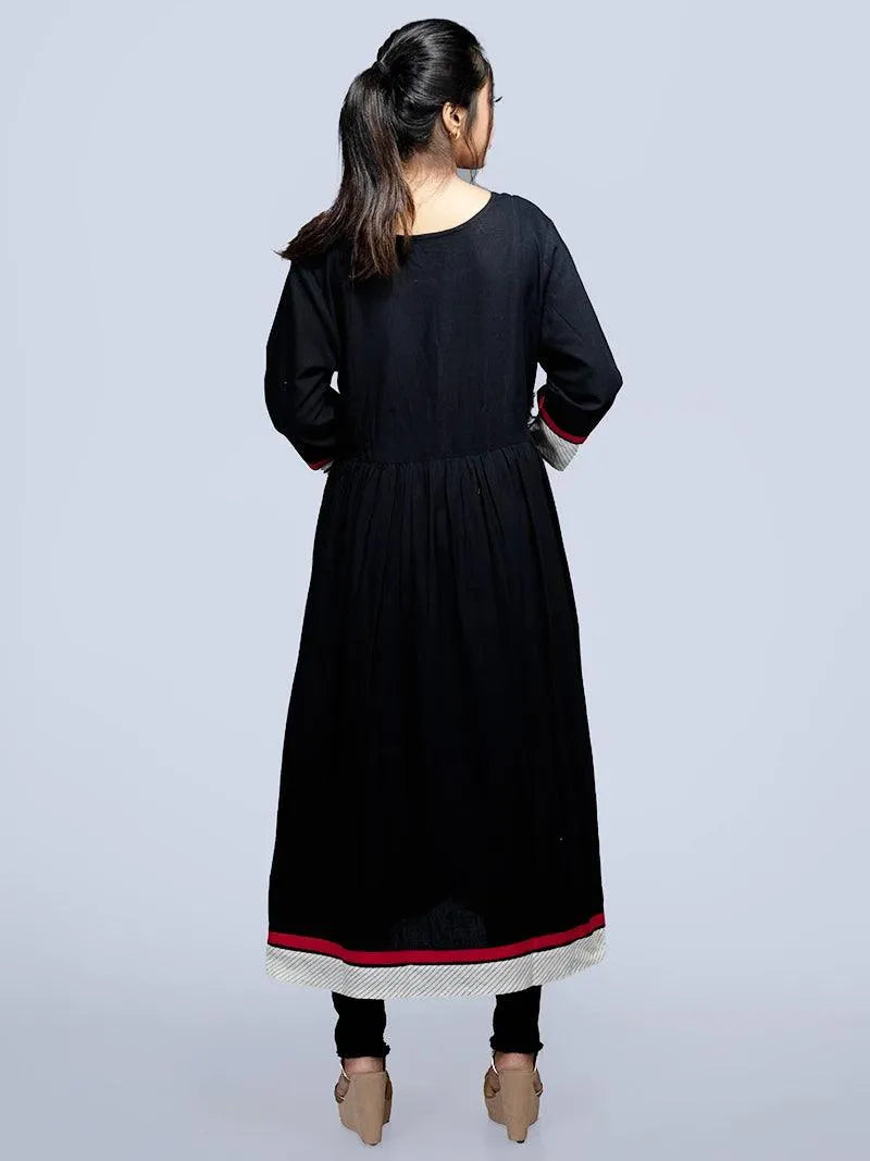 Handwoven Organic Cotton Black Kurta - WeaversIndia