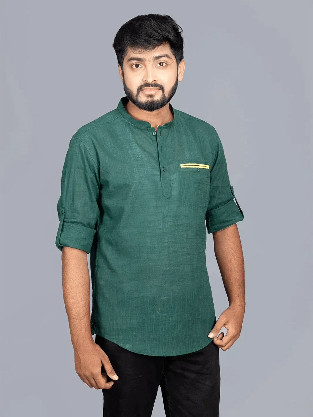 Hooker's Green Cotton Men Short Kurta - WeaversIndia