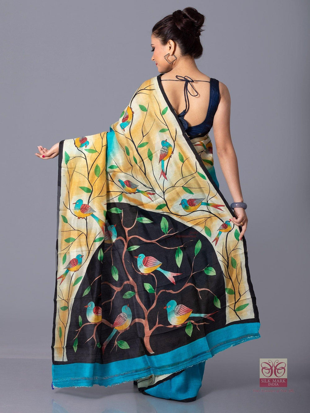 Par Anchal Hand Painted Murshidabad Silk Saree - WeaversIndia