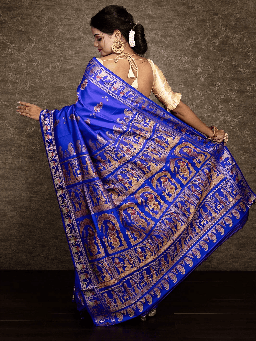 Buy Now Traditional Baluchari Silk Saree at Weavers India – WeaversIndia