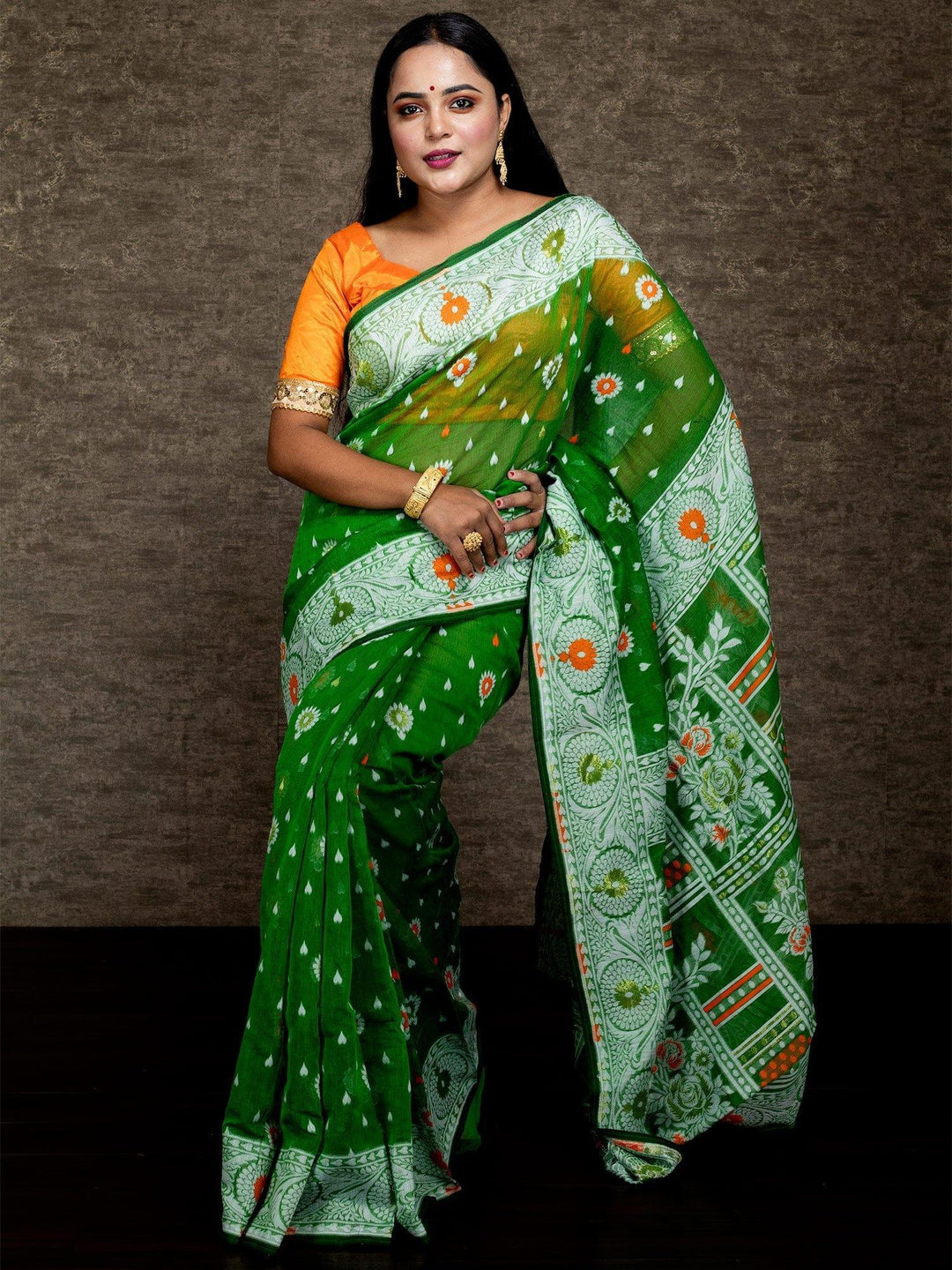 Wonderful Allover Green Soft Dhakai Jamdani Saree - WeaversIndia