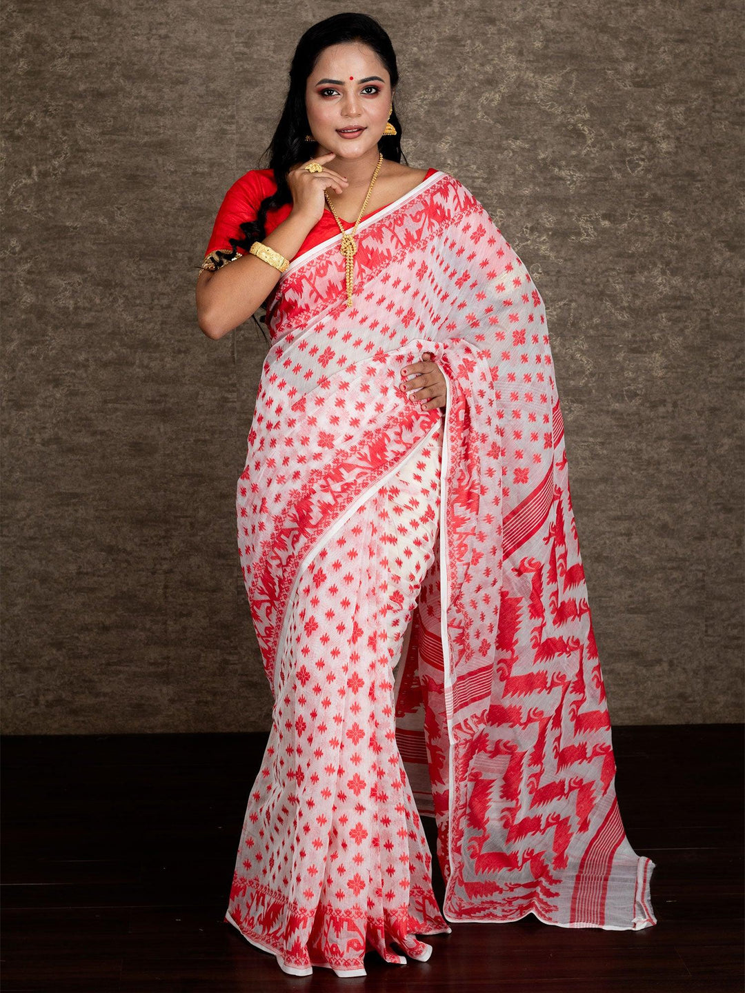 Wonderful Allover White Soft Dhakai Jamdani Saree - WeaversIndia