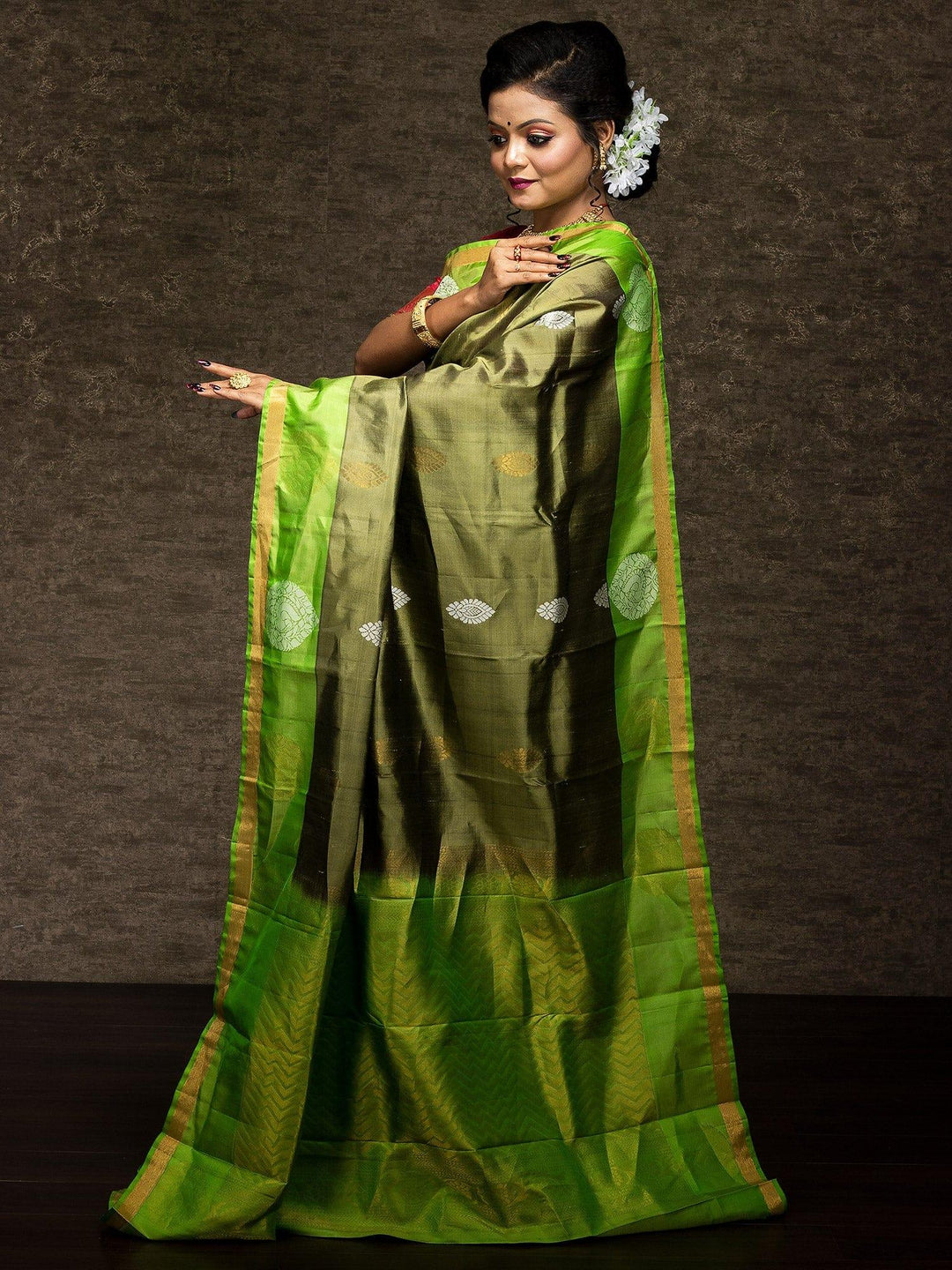 Wonderful Olive Kanchipuram Silk Saree - WeaversIndia